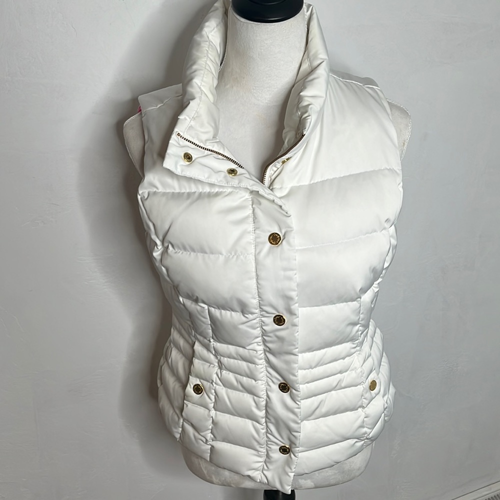 Lilly Pulitzer White Quilted Puffer Vest with Gold Hardware- Size Medium